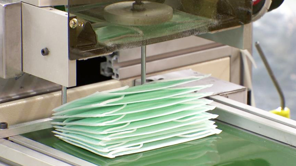 全台788家藥局「加賣300片成人口罩」！找藥局名單看這