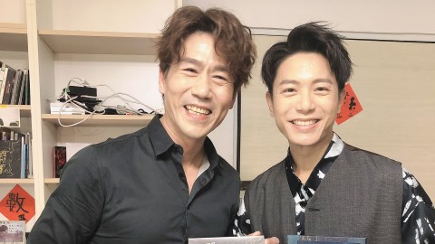 韋禮安專輯封面撞臉羅時豐...和本尊相遇惹