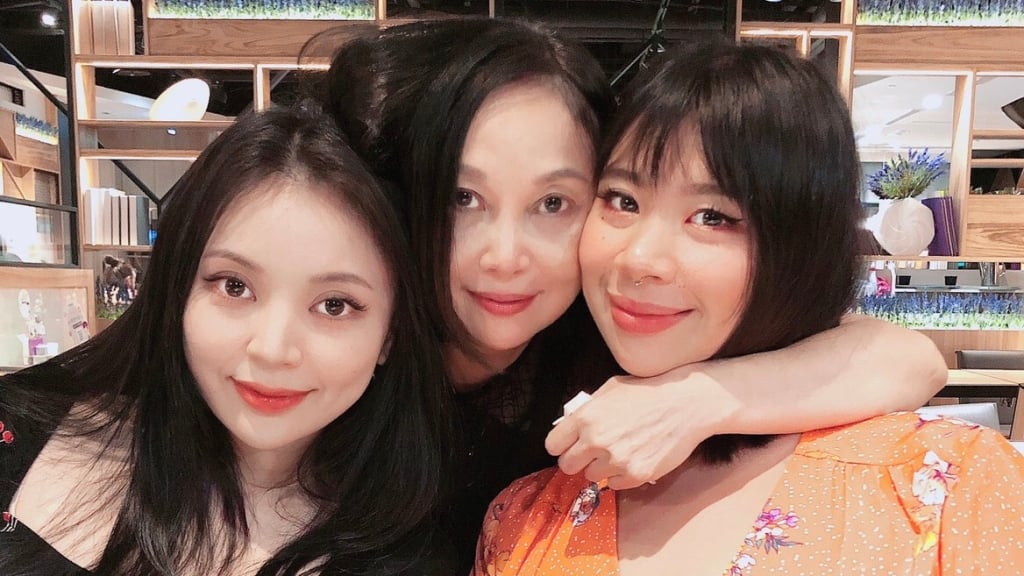 朱衛茵女兒為媽媽新節目《似曾相識》罕見露面 小女兒神複製音樂教父李宗盛