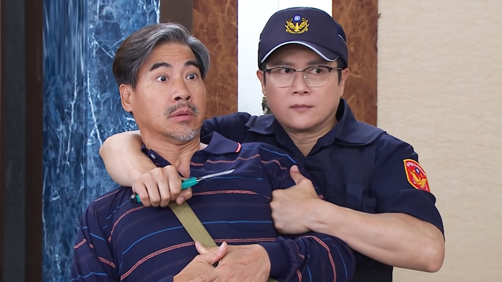 《多情城市》惡人王燦挾持翁家明逃亡！翁不恨：「對他有另外一種感情」？