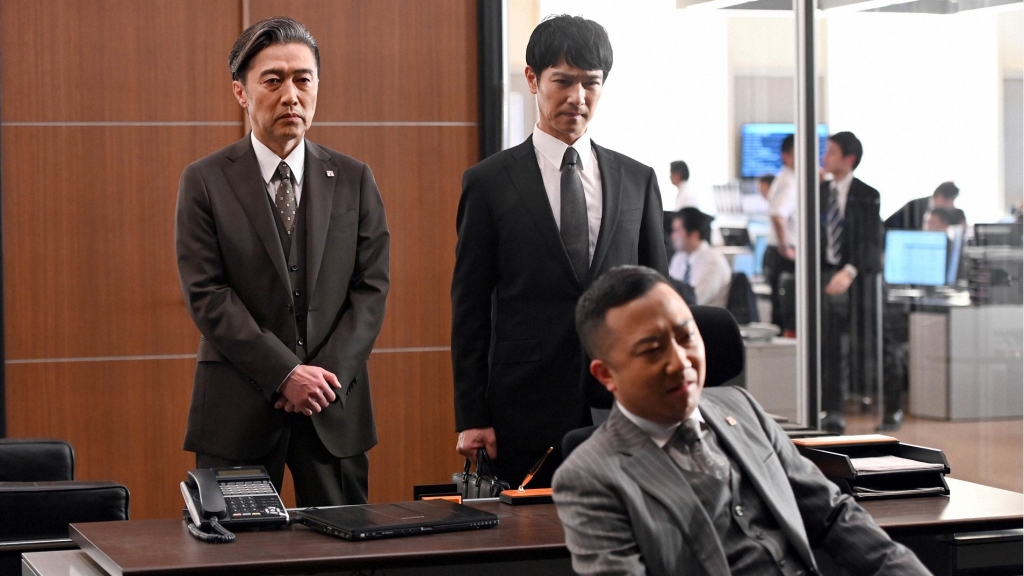 半澤直樹逼敵下跪道歉 大和田本尊戲外「土下座下跪」向觀眾道歉 半澤直樹逼敵下跪道歉 大和田本尊戲外「土下座下跪」向觀眾道歉