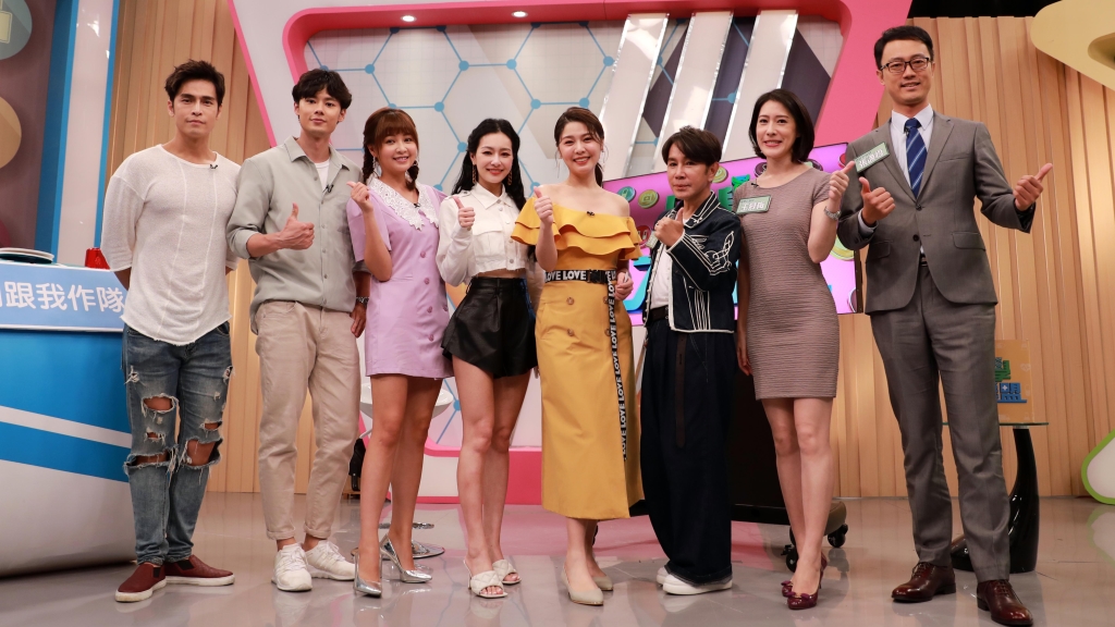 《醫學大聯盟》王思佳現場卸妝示範「素顏寶物」！眾人瘋搶