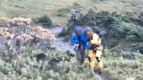 男獨攀南湖大山高山症發作!頭暈呼吸困難 直升機救援