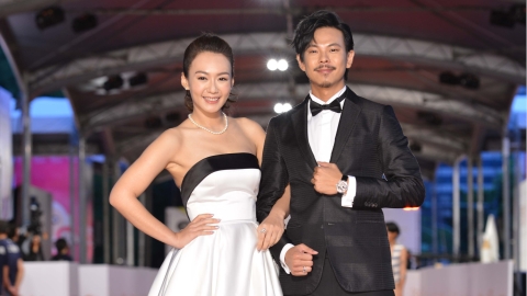 金鐘紅毯李又汝 孫綻 美麗 帥氣登場