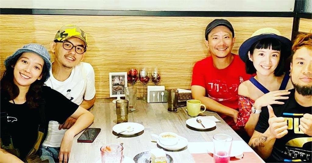 黃子佼、孟耿如揪林依晨夫婦聚餐！一張合照暗藏「回憶殺」