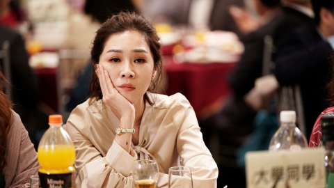 宅在家看好劇!《俗女養成記》華視每周六20:00 陳嘉玲華麗回歸