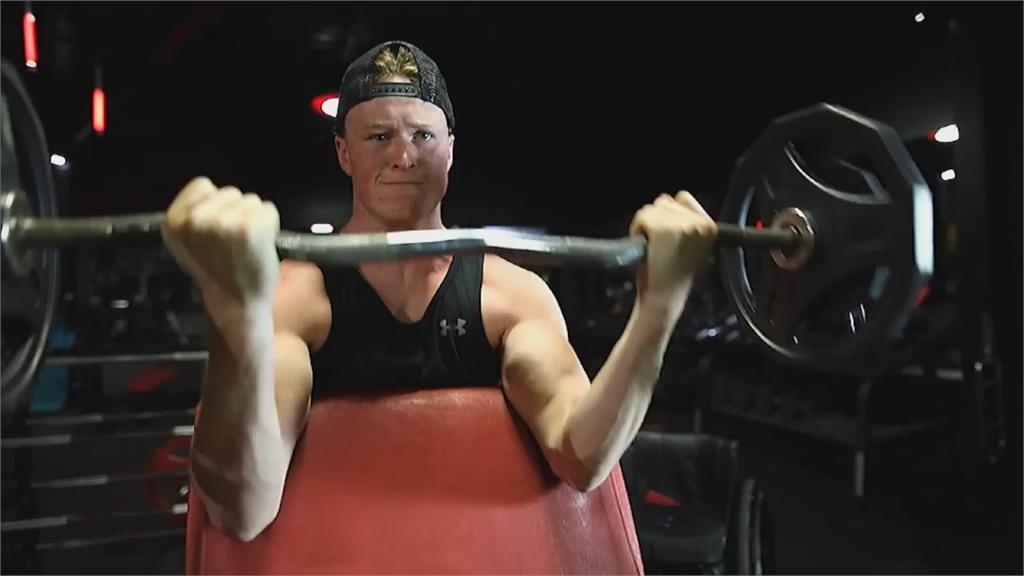 帕運選手挑戰障礙賽 跑完馬松破世界紀錄