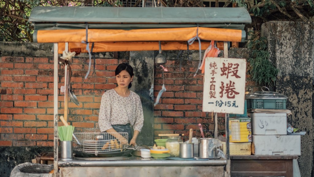 《孤味》全台熱賣登新片票房冠軍　主題曲催淚酸苦入心