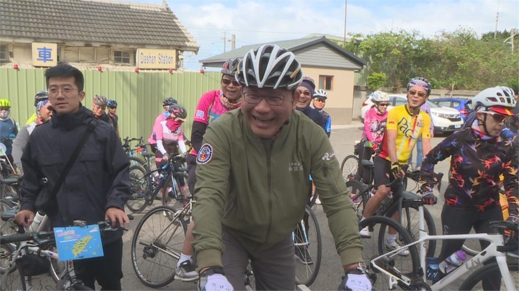 推自行車疫後觀光 林佳龍鐵馬體驗「雙鐵遊」