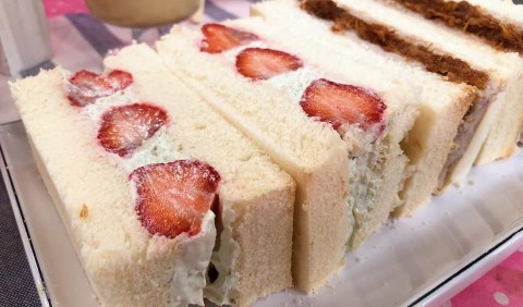 【用點心做點心】草莓抹茶芋泥肉鬆控一次滿足 三分鐘學會三明治雙重奏
