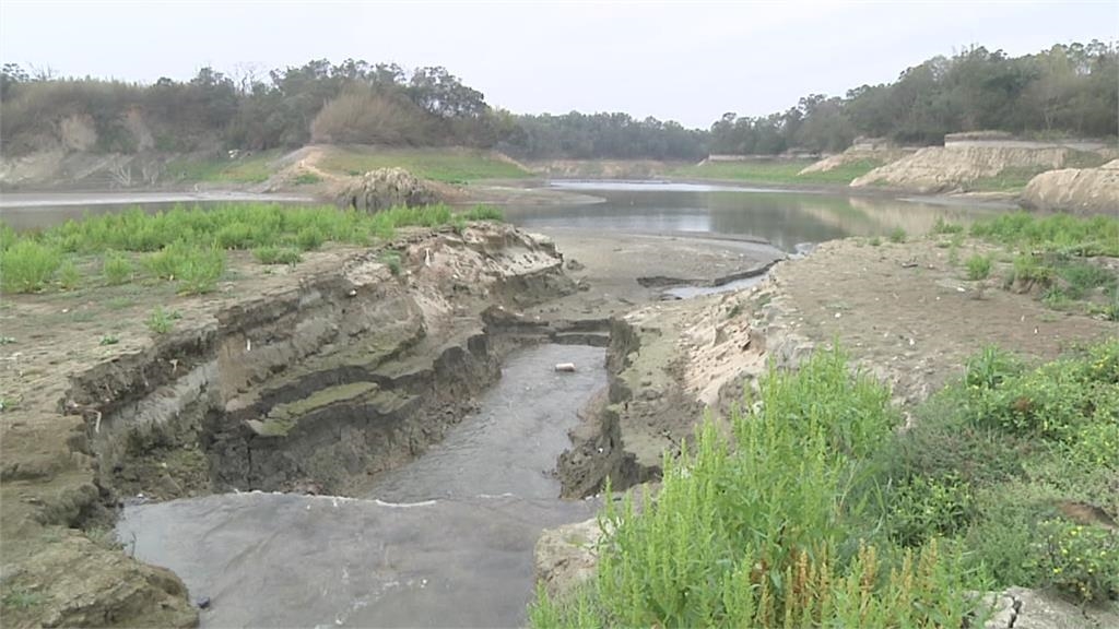 苗栗水庫快見底！ 奇景一一重見天日