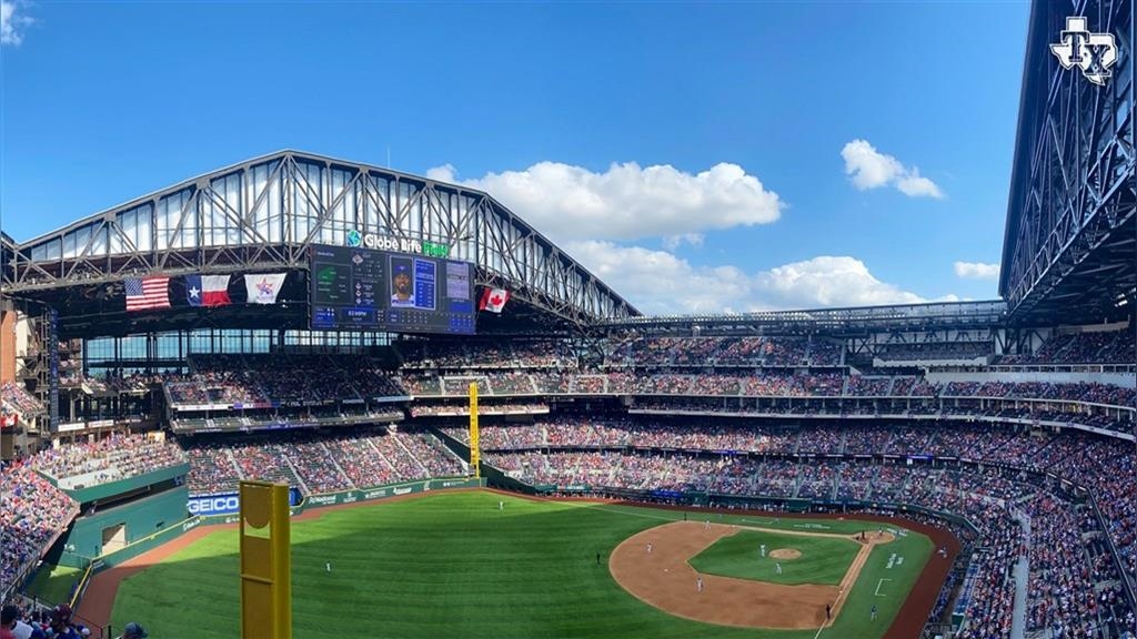 MLB／疫情下全美首例 德州遊騎兵主場全開擠進4萬人