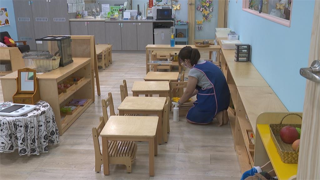 安心托育小寶貝 托嬰中心加裝紫外線殺菌燈