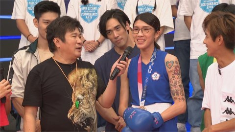 胡瓜消失4週回歸！　節目首集親上拳擊台對上黃筱雯