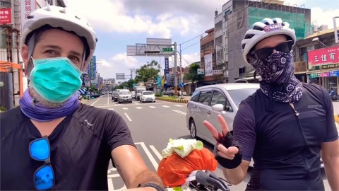 每天在家快瘋了！老外單車之旅放飛自我　網讚：超佩服說走就走