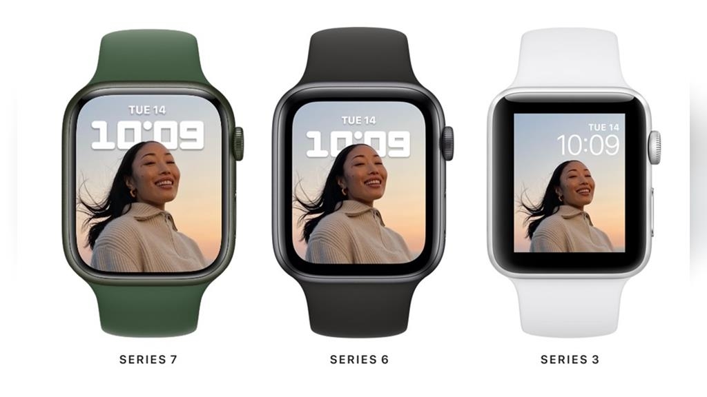 Apple Watch S7螢幕放大充電變快　史上最耐用