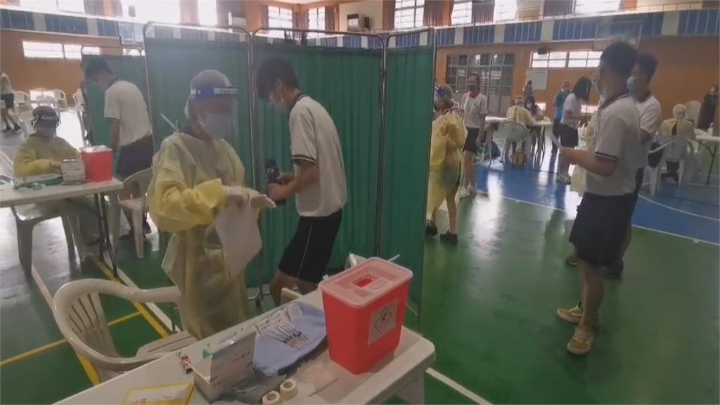 BNT疫苗校園開打　苗栗學生今接種