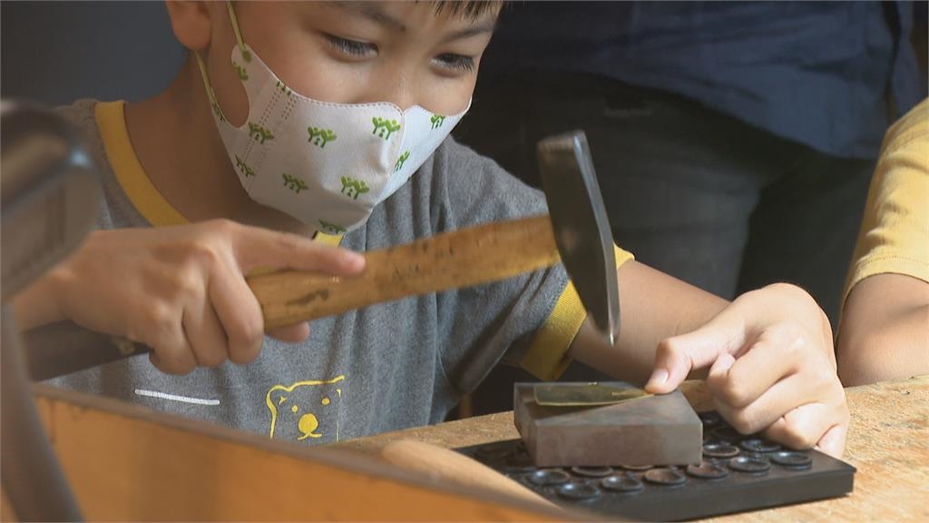 高雄駁二大港自造特區　展現年輕人創意工藝