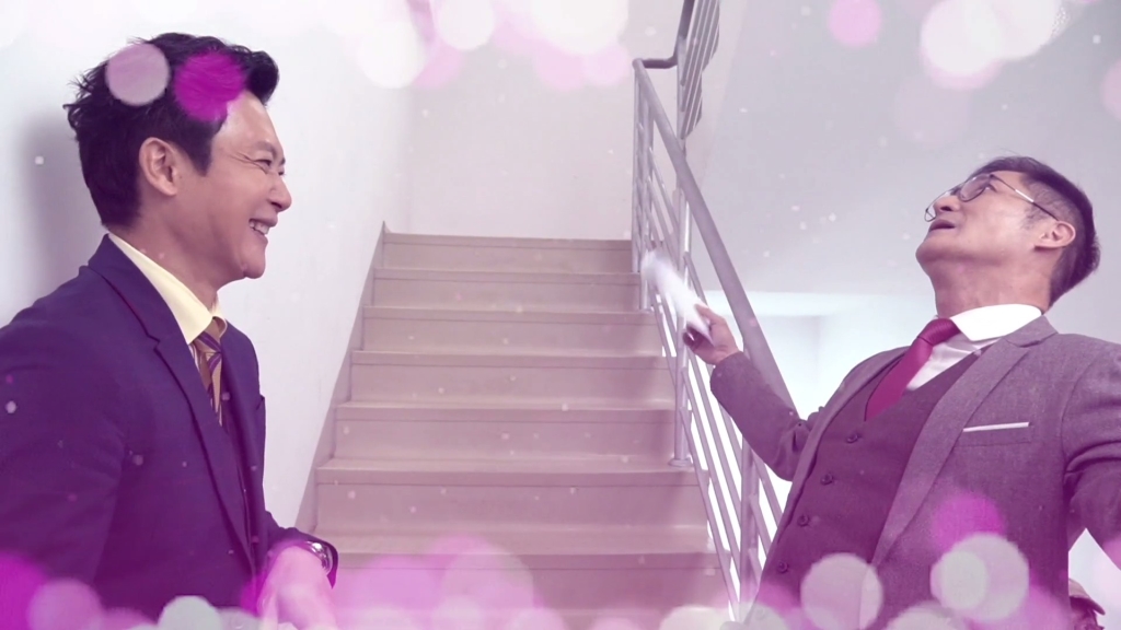 【黃金歲月幕後直擊#31】霸道總裁萬里，蛻變成嬌喘總裁小里里~~~