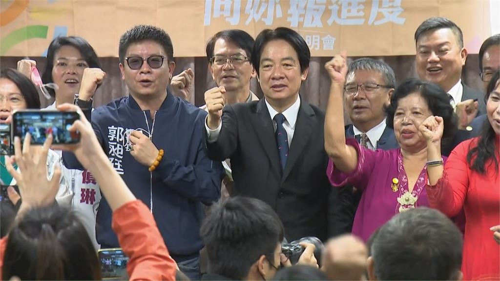 越南、印尼、泰國新住民姐妹 穿國服支持台美貿易"挺美豬"