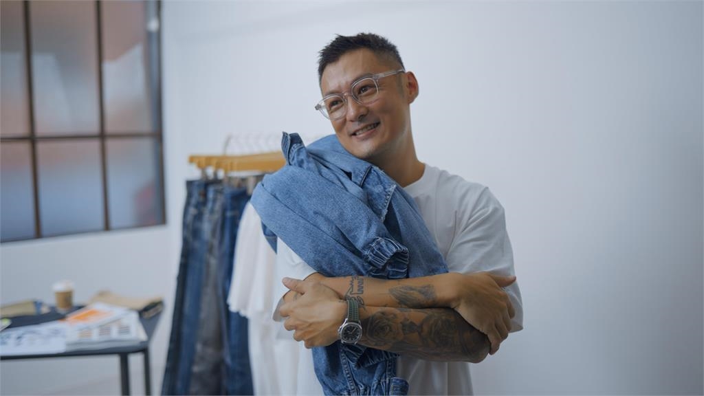 余文樂自爆想退出演藝圈 全靠老闆提點拉回:投降一輩子活在陰影裡 余文樂自爆想退出演藝圈 全靠老闆提點拉回:投降一輩子活在陰影裡