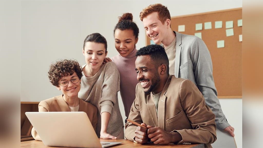 老闆我也要！全台大停電　這公司霸氣宣布「放有薪假」：遲到的都回家睡