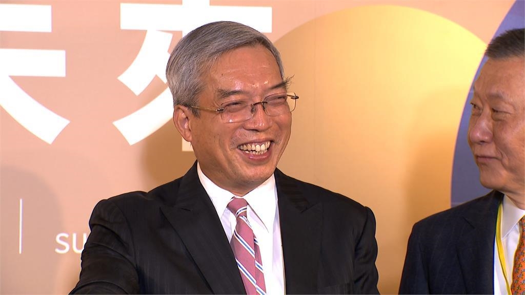 謝金河屢遭盜用超無奈 批臉書、LINE淪詐騙溫床:不實名制就毀滅 謝金河屢遭盜用超無奈 批臉書、LINE淪詐騙溫床:不實名制就毀滅