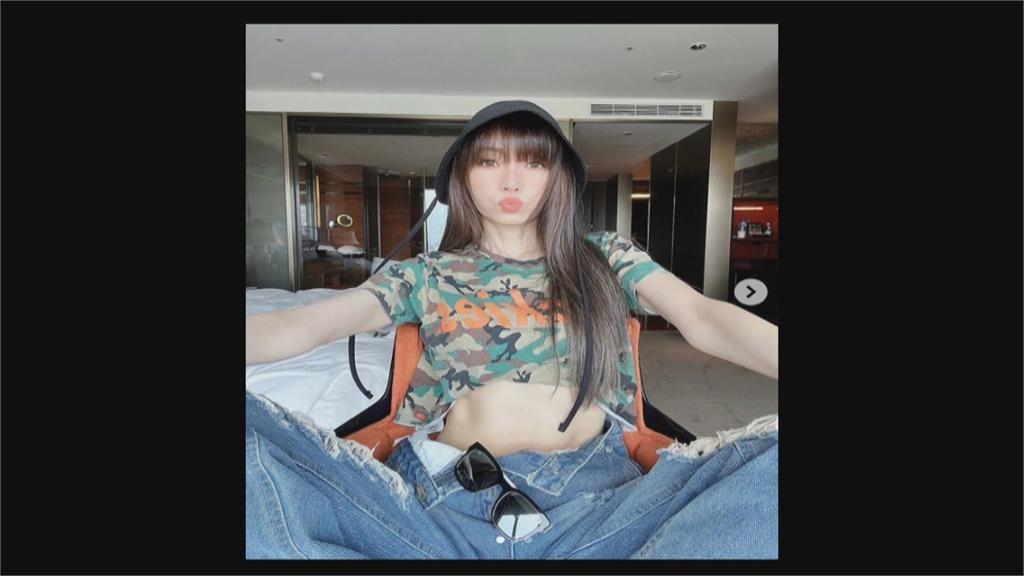 47歲維持巔峰狀態！　謝金燕大秀24腰、川字腹肌