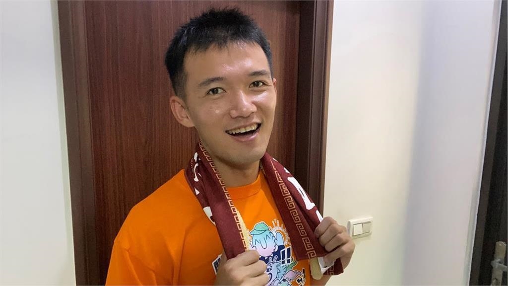 妻擁話語權「婚姻較幸福」?台南Josh「親回1字」網笑:最佳反例 妻擁話語權「婚姻較幸福」?台南Josh「親回1字」網笑:最佳反例