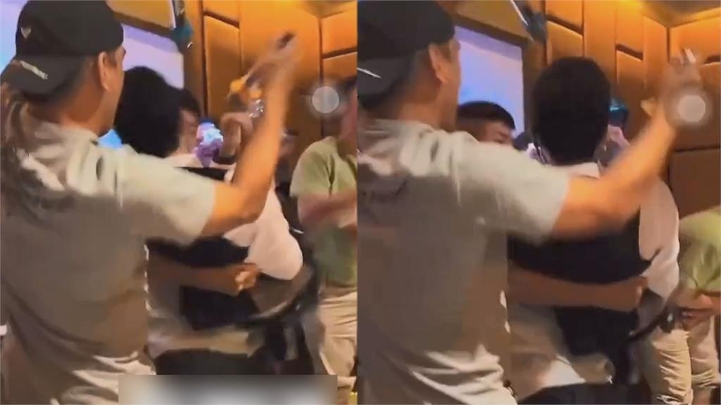 錢真難賺!客人KTV熱唱嗨到「公主抱」服務生 網笑:求心裡陰影|四季線上4gTV