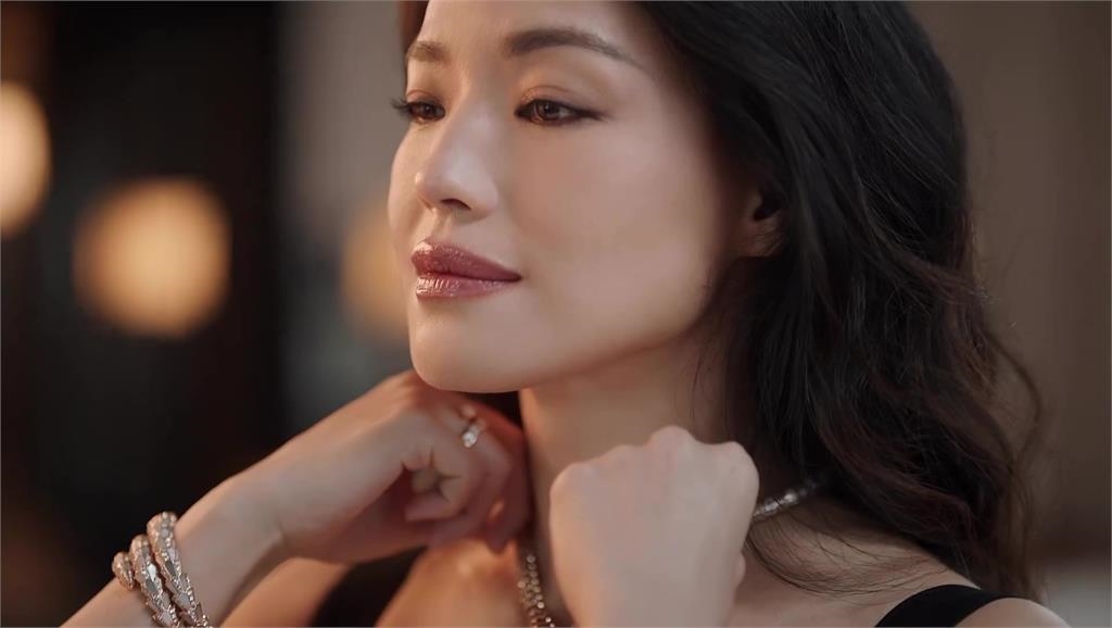 舒淇驚洩「超近距離」拍攝片!46歲「真實容顏」嚇壞網:怎麼會這樣?