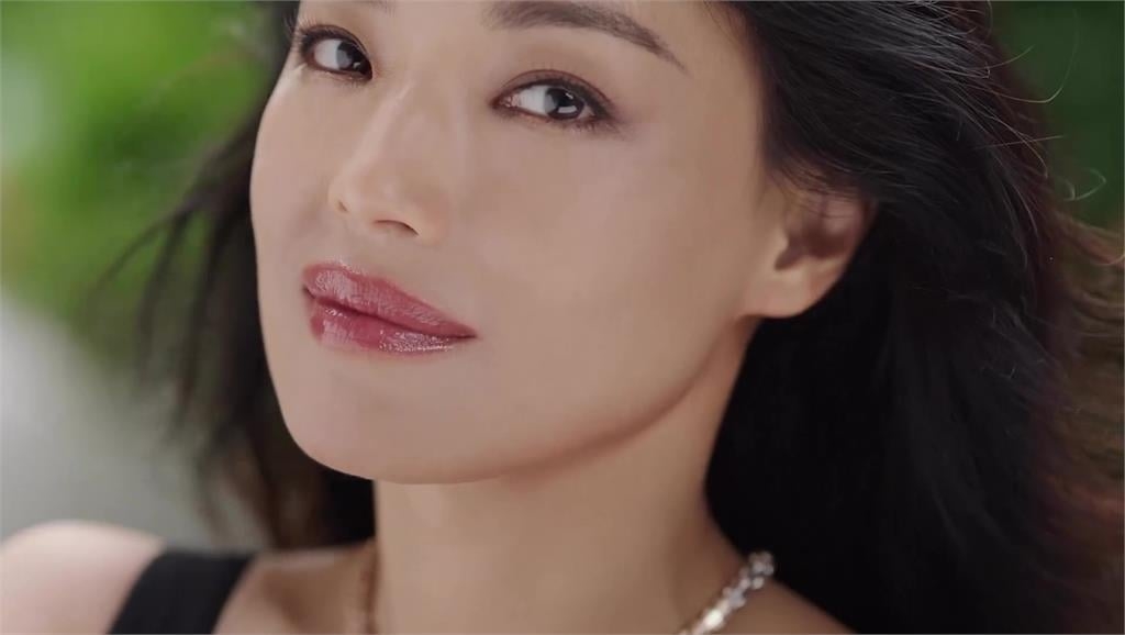 舒淇驚洩「超近距離」拍攝片!46歲「真實容顏」嚇壞網:怎麼會這樣?