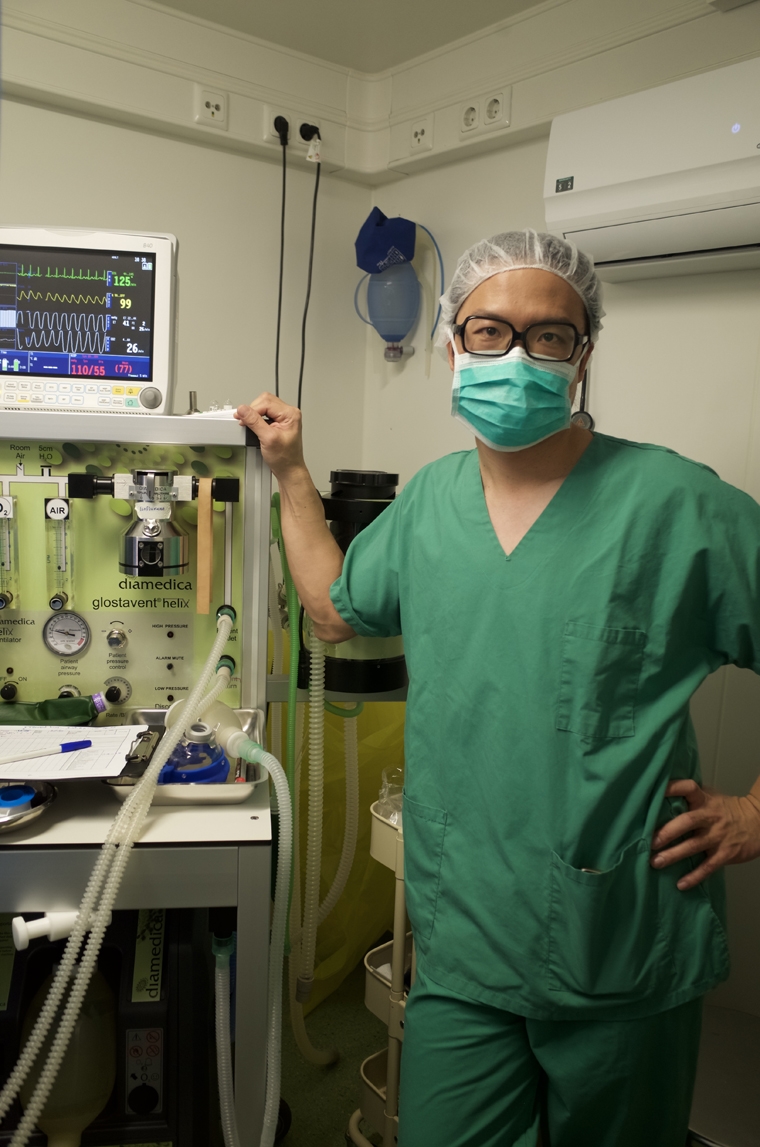 麻醉科醫師走入烽火 看遍戰火摧殘城市樣貌與生活