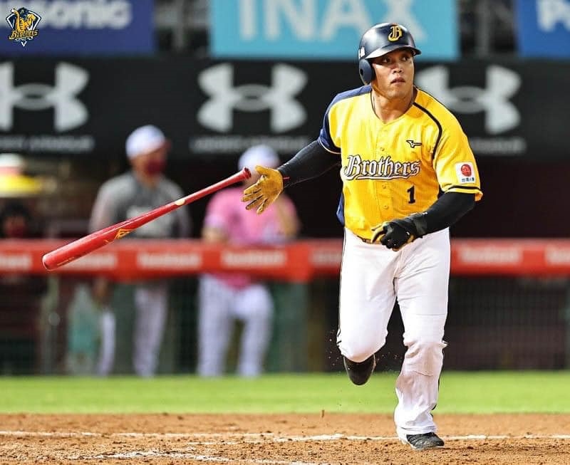 就差1個人!峮峮、林襄經典賽無緣合體「世界名曲」 網炸裂:動搖國本