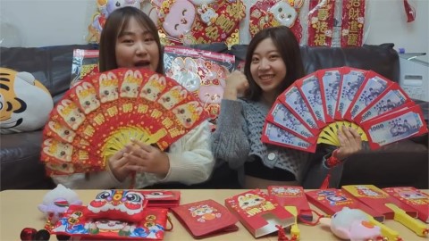 讓發紅包變有趣!扇子、巨無霸紅包袋超吸睛 網看開箱直呼:好想要