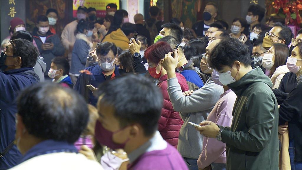 台北保安宮抽出兔年國運籤　解籤「待風浪平息後會平順」