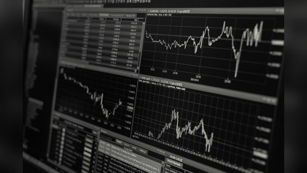 投資人預期Fed放緩升息 美股收漲費半指數飆逾5% 投資人預期Fed放緩升息 美股收漲費半指數飆逾5%