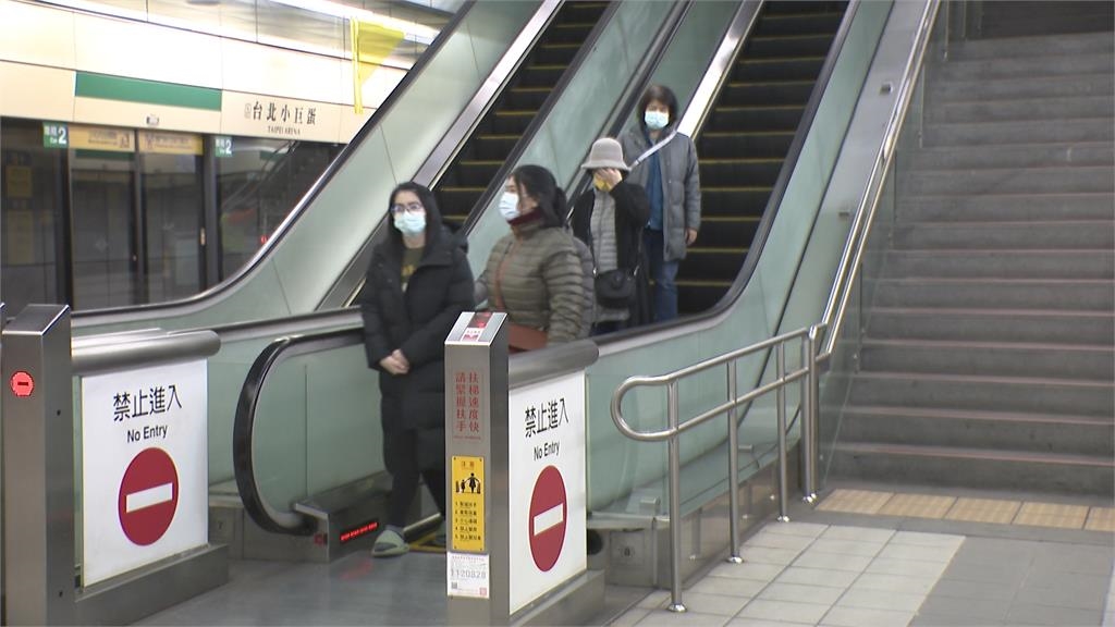 年後宣布室內免口罩 指揮中心曝「剩這些場所要戴」