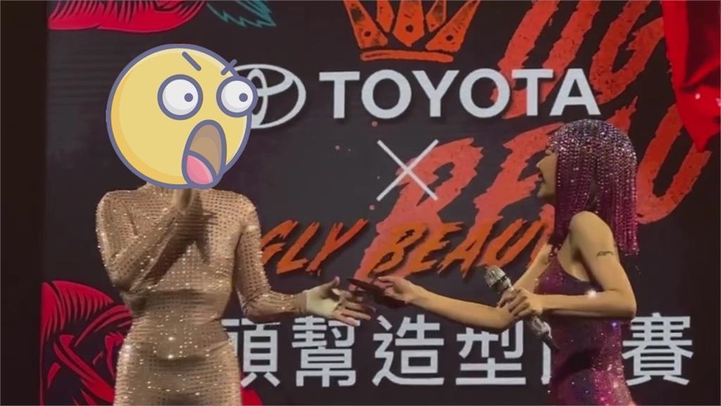 蔡依林男粉「貼身薄紗」登台互尬!超狂身分遭起底 網驚呼:是女王 蔡依林男粉「貼身薄紗」登台互尬!超狂身分遭起底 網驚呼:是女王