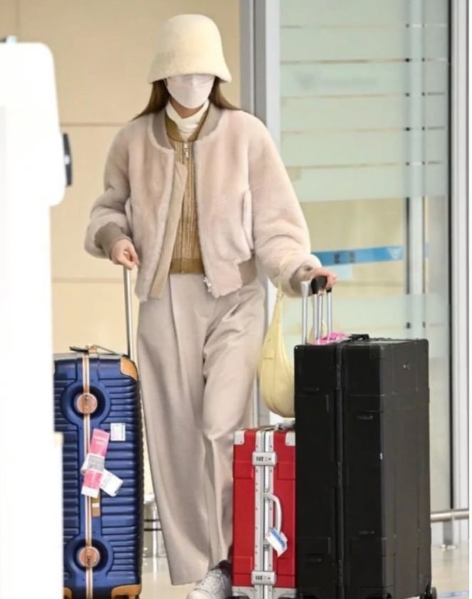 子瑜結束13天年假返南韓開工　「親民穿搭」網狂讚：完全沒明星包袱