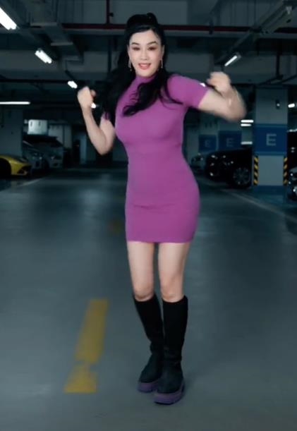 52歲鍾麗緹顏值雪崩!濾鏡用太兇「撞臉阿凡達」近照曝光7.9萬網嚇壞