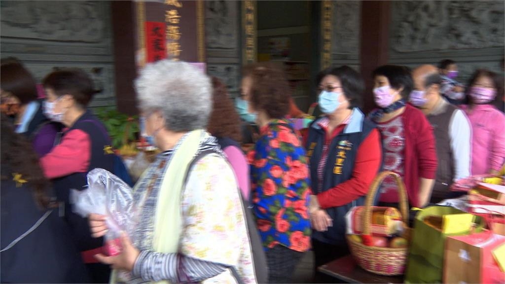 台中東勢客庄「新丁粄節」 土地廟備60斤巨龜粿請客