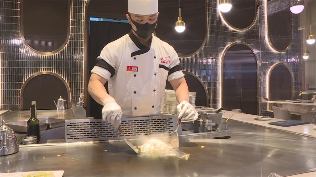他曝鐵板燒「最佛心套餐」份量比手掌大又便宜　網秒打臉：絕對是黑店