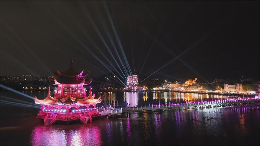 高雄蓮池潭燈會風光閉幕 11天湧入200多萬參觀人次
