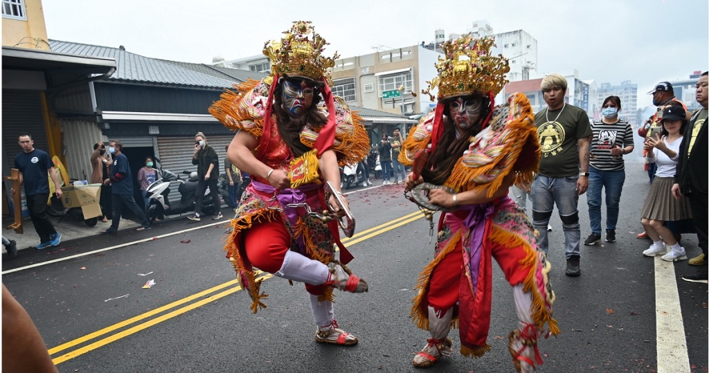 台東元宵節遶境開鑼登場!熱鬧拼元宵