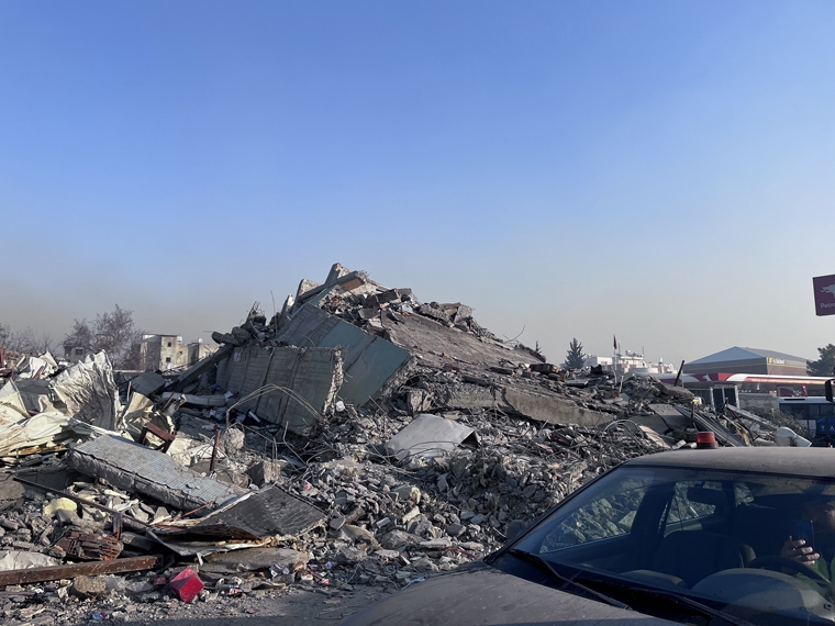 土耳其救災搜救隊與高醫隨隊醫護返國 醫憂搜救隊身心