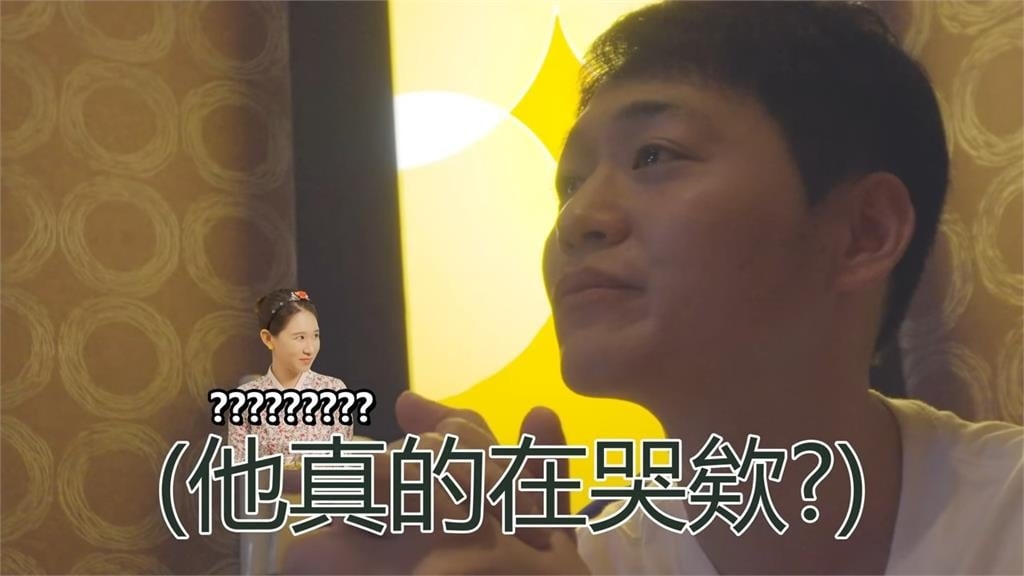 外國人來台第一站去這裡? 南韓網紅為歌獨闖 KTV 唱完整曲意外落淚