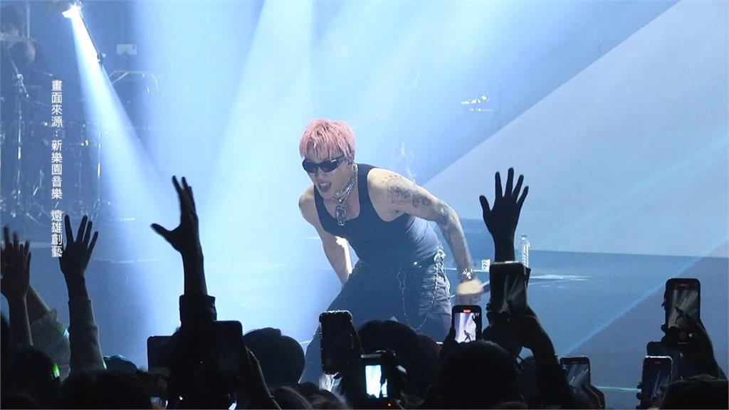 ØZI睽違4年北流開唱　脫了！粉絲全尖叫