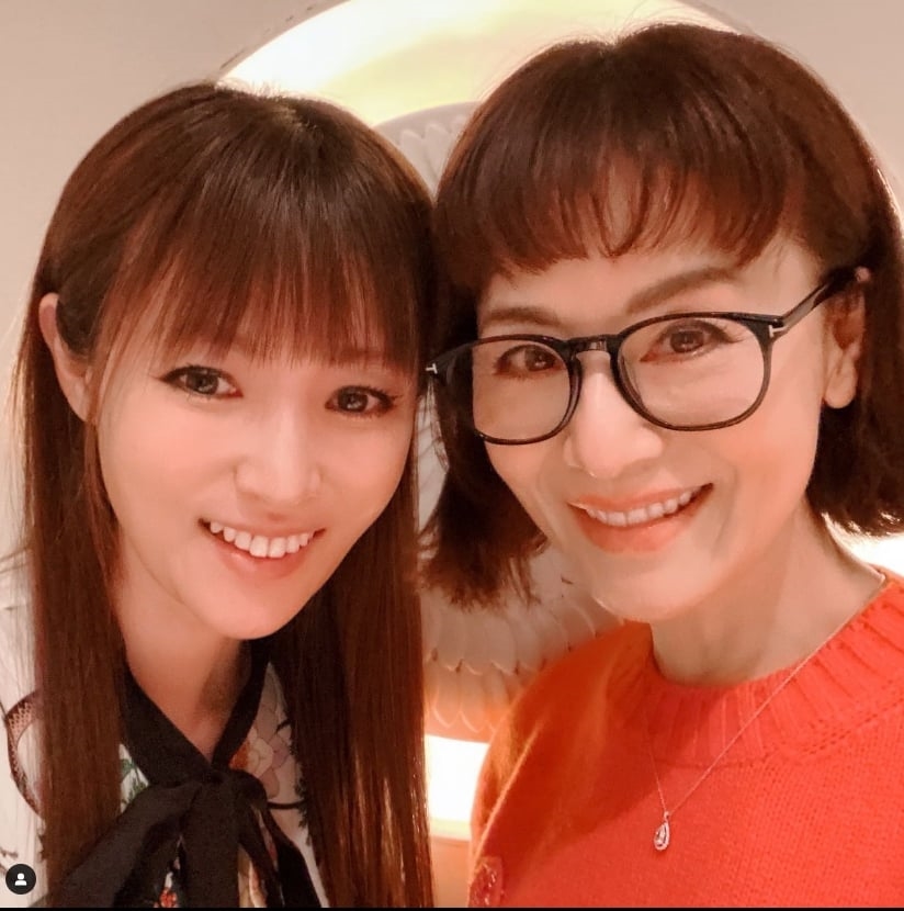 40歲深田恭子「暴瘦自拍」模樣全變！真面目成「恐怖錐子臉」網憂心