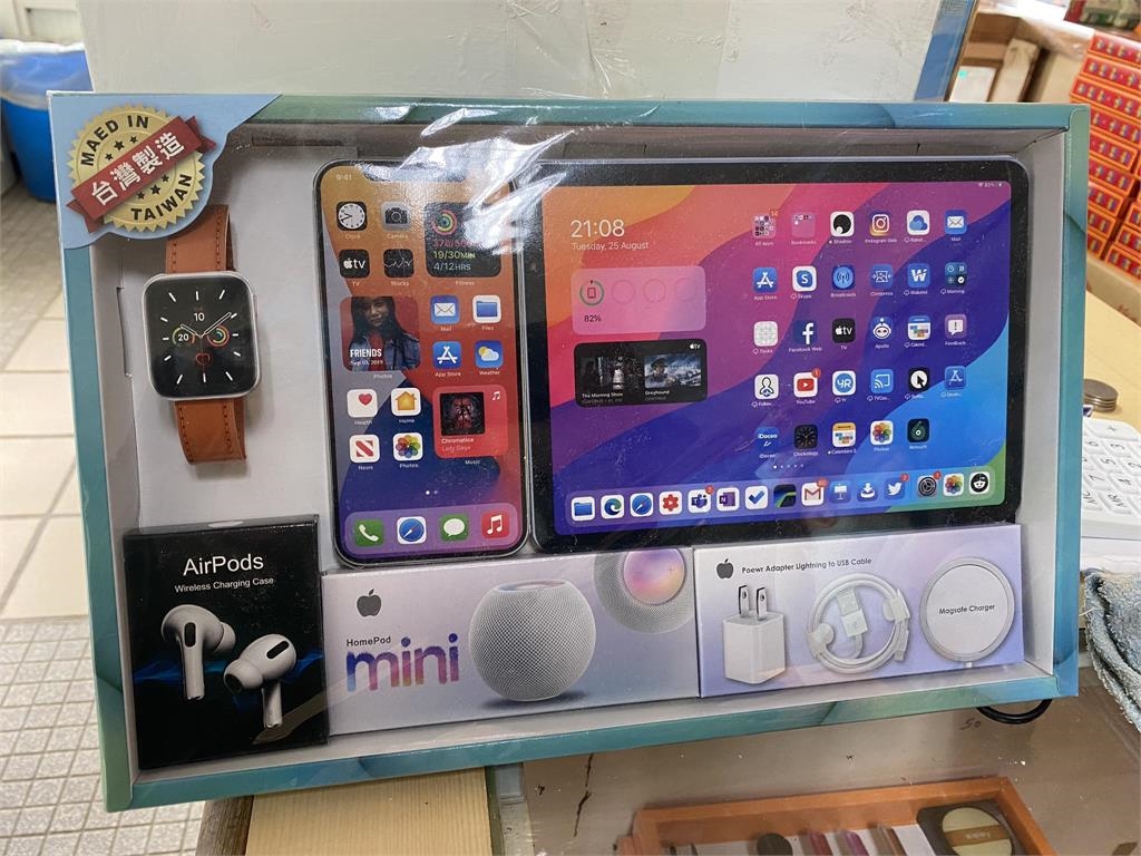 清明祭祖乖孫準備「Apple大禮包」!網看照片全笑了:還差1物